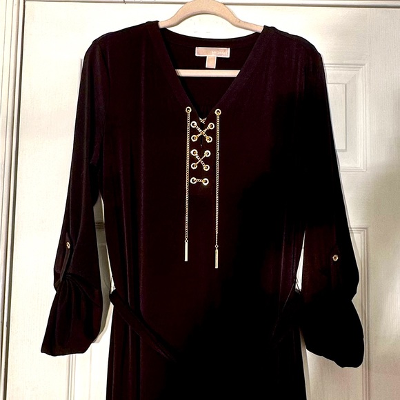 🖤💁‍♀️SIMPLY STUNNING MICHAEL KORS BLACK MAXI DRESS SIZE LARGE WITH GOLD DETAIL - Picture 4 of 13